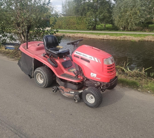 Massey Ferguson zitmaaier
