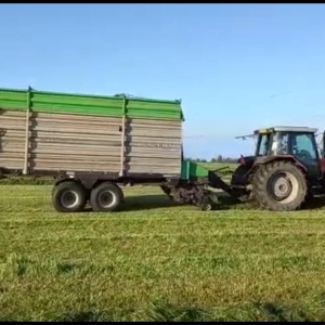 Deutz-Fahr-opraapwagen (5)