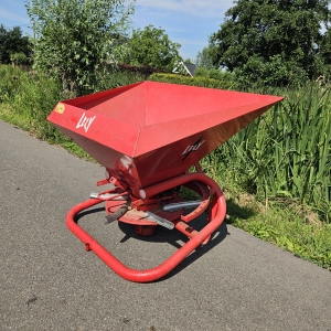 Lely-kunstmeststrooier (2)